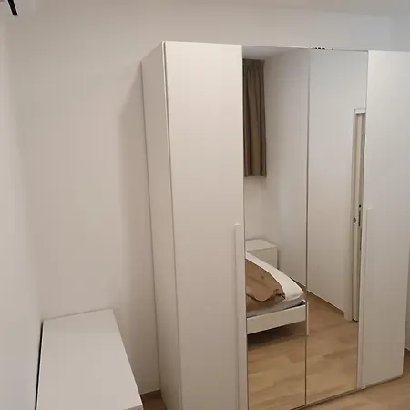 Valeri 3 Apartment Palinuro